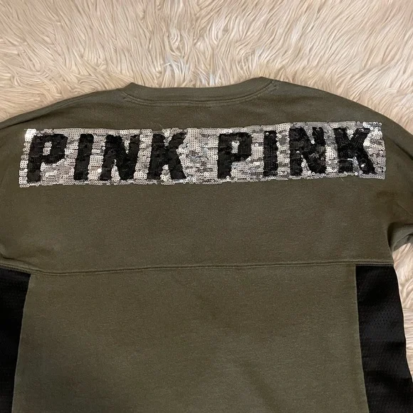PINK | Sequin | Crewneck Sweatshirt | Green & Black - Picture 10 of 11